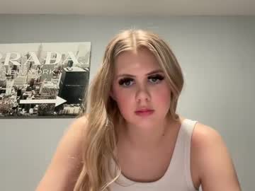 girl
        ababyy2901 cam image #6250227