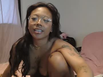 girl
        heavenngirlyy444 cam image #5532895
