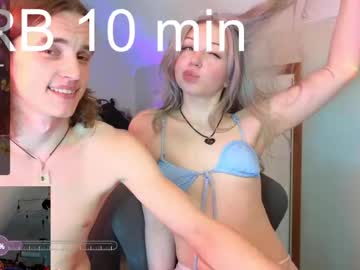 couple
        wonder_of_pleasure cam image #4418916