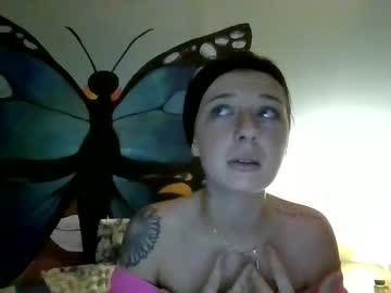 girl
        gapeach119 cam image #6026159