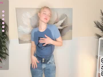 girl
        _megryan_ cam image #3785062