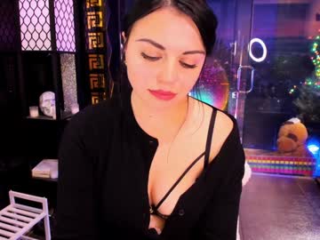 girl
        alma_pearl cam image #5913770