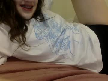 girl
        xprsv cam image #2626408
