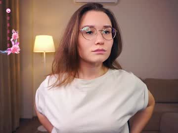 girl
        odelynaclay cam image #5140806