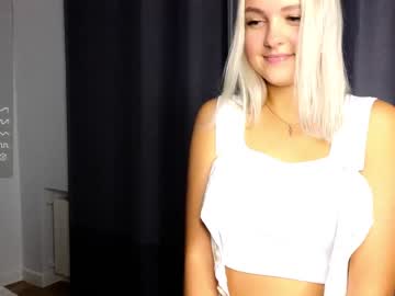 girl
        beverly_hillls cam image #3168537