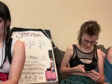 couple
        ivyminxxx cam image #5488310
