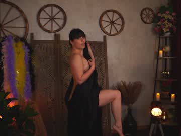 girl
        patricia_bennett cam image #62080