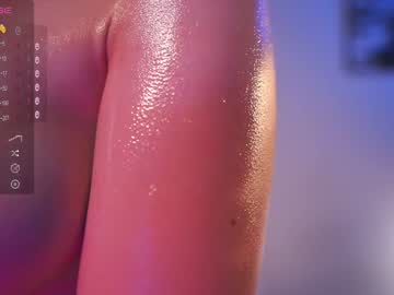 girl
        lucie_beltran cam image #3008990