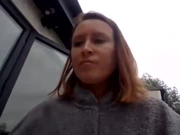 girl
        eatmypie69 cam image #2638298