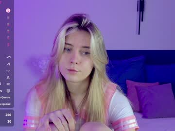 girl
        oliviamur1 cam image #6050709
