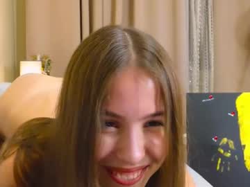 girl
        wanda_robinson cam image #6649741