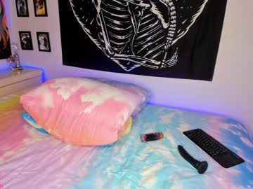 girl
        daphnemadison cam image #2166140