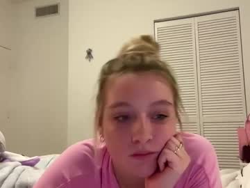 girl
        lexaarose05 cam image #6507467