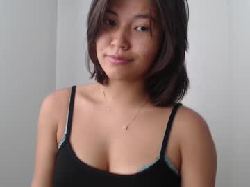 girl
        godzillaintokyo cam image #5367522