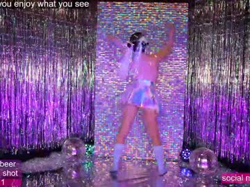 girl
        loollypop24 cam image #6743027