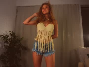 girl
        heybanan cam image #5025528