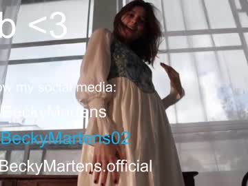 girl
        beckymartens cam image #4057091