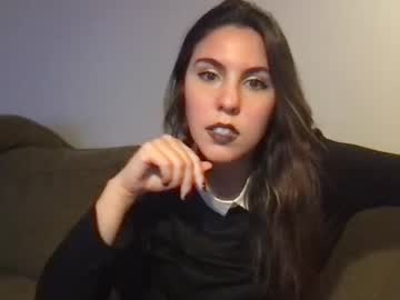 girl
        yrrossedunonxo cam image #2655474