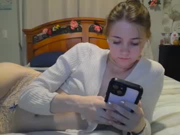 girl
        katynowhere cam image #6012016