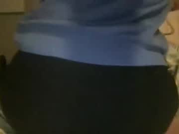 girl
        baileyflowers98 cam image #3639129