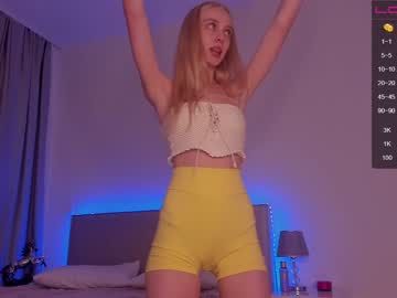 girl
        stacy_fanning cam image #2100223