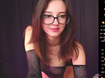 girl
        queen_kitty1818 cam image #6015024
