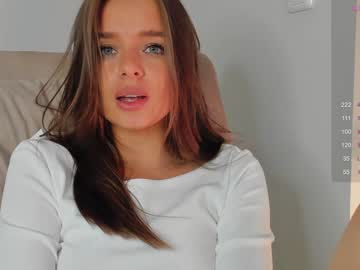 girl
        selfish_ashley cam image #3951888