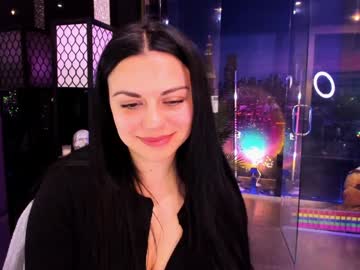 girl
        alma_pearl cam image #6373065