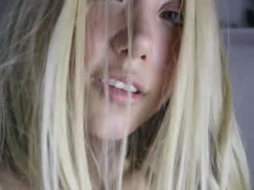 girl
        wendy_daniela cam image #3645096