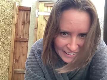 girl
        eatmypie69 cam image #4943721