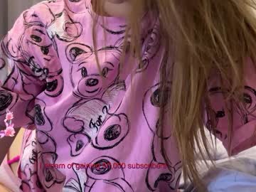 girl
        unarks cam image #5254569