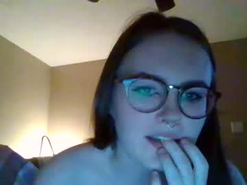 girl
        kitty__kitty__ cam image #561865