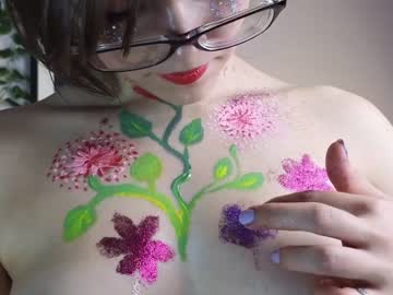 girl
        teresabriggs cam image #2651831