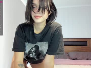 girl
        yourfreakygirl cam image #1462577