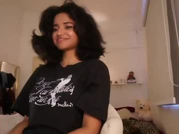 girl
        mariyya cam image #6256760