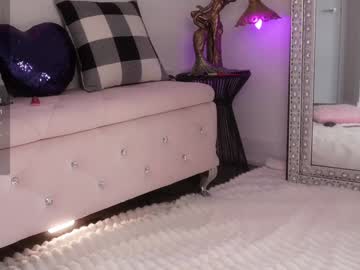 girl
        mysticxkitty cam image #4535868