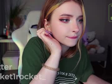 girl
        pocketrocket_ cam image #3036467