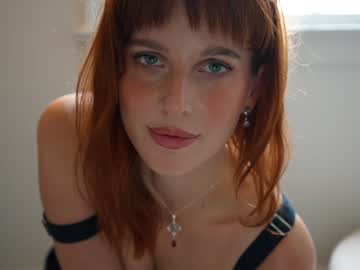 girl
        ellaa91 cam image #5154168