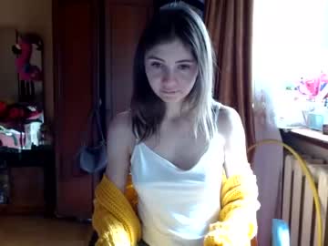 girl
        memmarr cam image #3656734