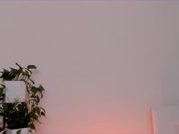 girl
        elizabeth__gray cam image #484589