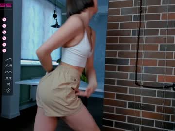 girl
        karengordons cam image #1207610