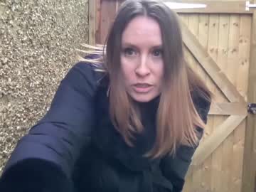 girl
        eatmypie69 cam image #3571844