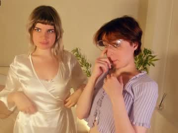 couple
        hoiiy_cute cam image #2206093