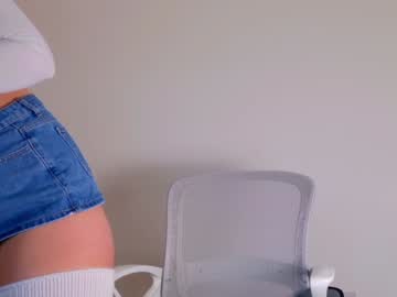 girl
        daddiesgirl69_ cam image #6280469