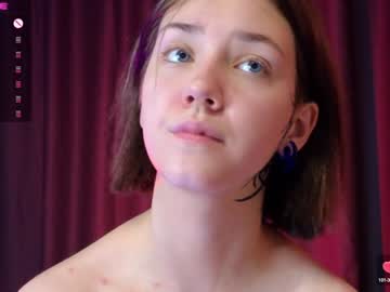 girl
        melissa_mcarthy cam image #5299648