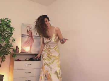 girl
        misslullu cam image #6632592