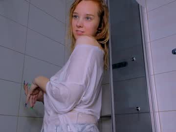 girl
        darleneferran cam image #5292943