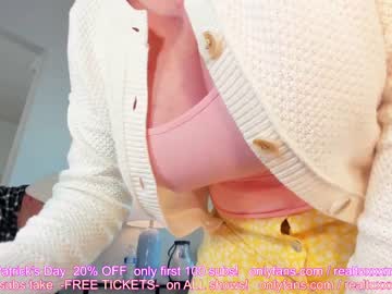 couple
        realtoxxxmaria cam image #3694599