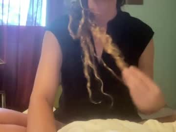 girl
        preggypops cam image #2080723