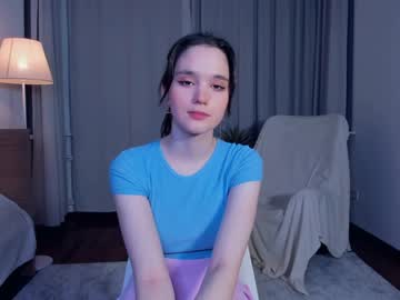 girl
        macyadrian cam image #3108342